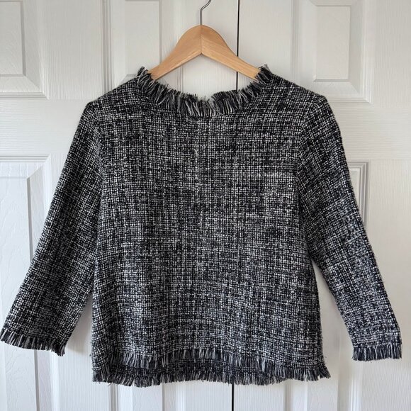 Zara’s Black and White Tweed Sweater - Picture 7 of 8